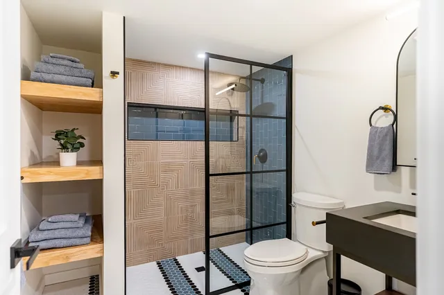 DHI Construction & Design