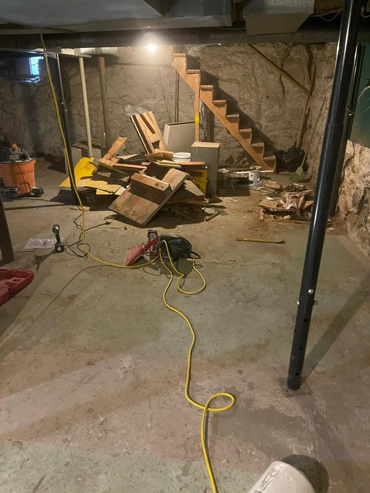 Miches Services LLC