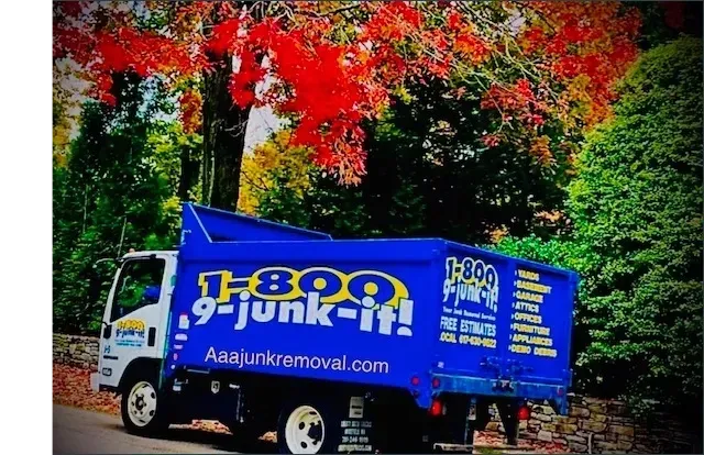 work photo from aaajunkremoval.com