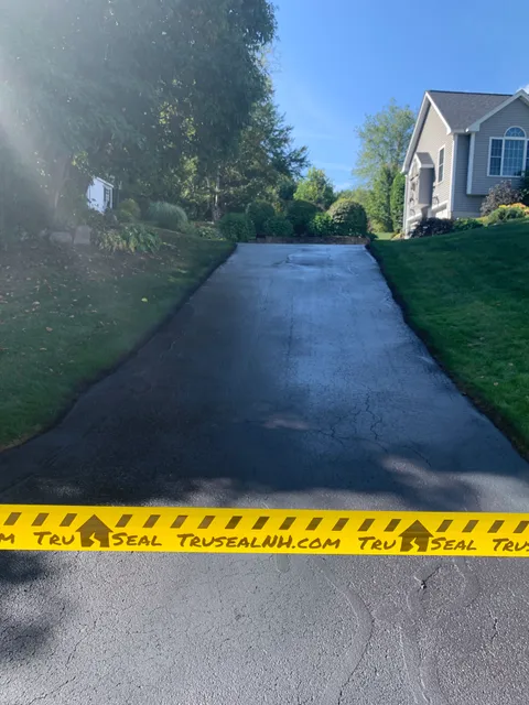 Truseal Sealcoating & Asphalt Repair work photo