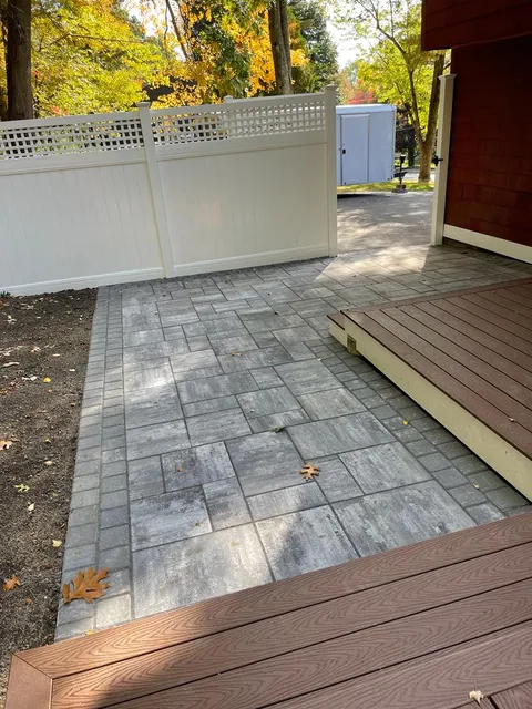 FR Landscaping Paving Inc