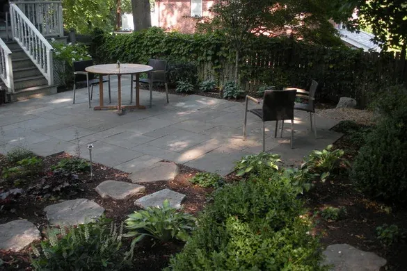 LIGHT & SHADE GARDEN DESIGN INC. researched project photo