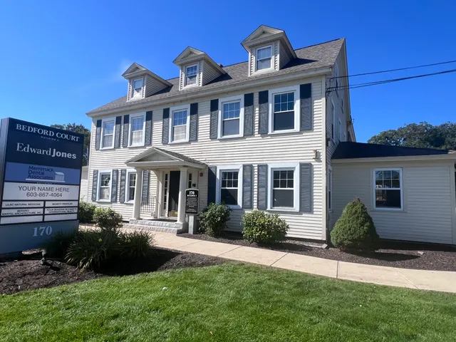 Laura McCourt - Realtor with Four Seasons Sotheby's International Realty - Servicing Middlesex & Worcester Counties MA researched project photo