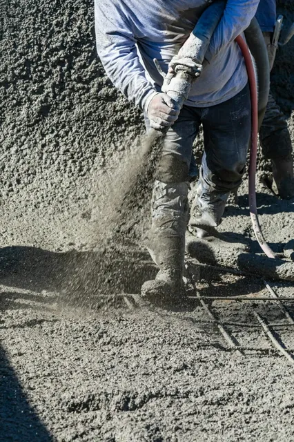 work photo from atlantispoolplaster.com