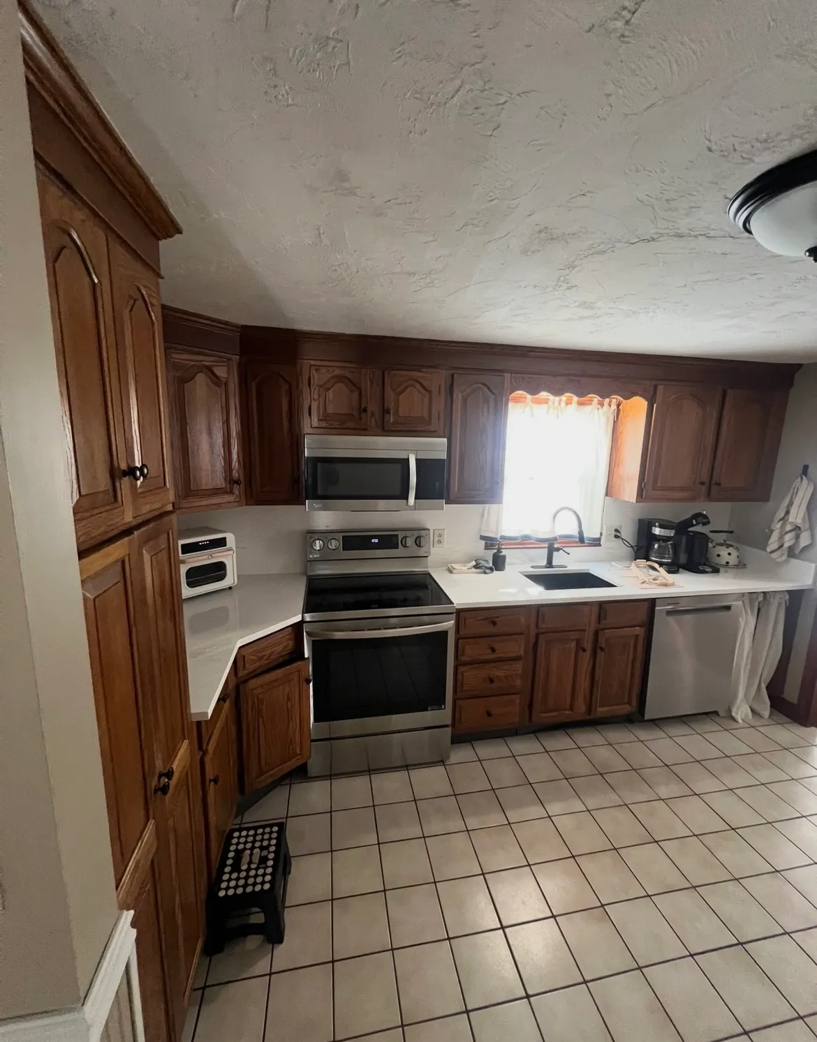 Eagle Paint & Wallpaper, Inc. researched project photo