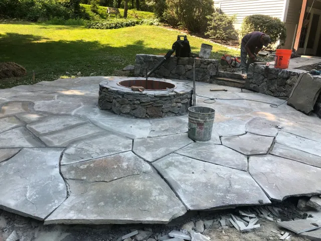 work photo from eightlaneslandscaping.com