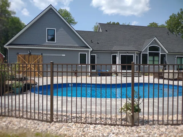 Top Dog Fence LLC work photo