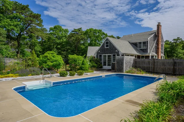 work photo from buyingsellingcapecod.com