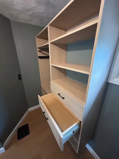 Custom Closets