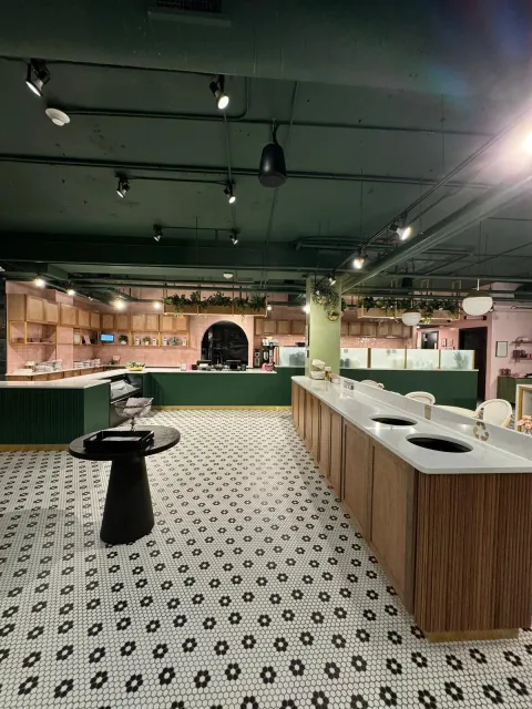 Pink Carrot Restaurant