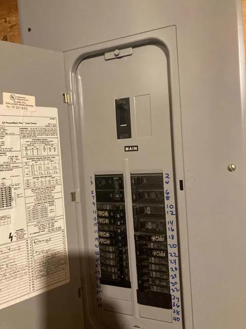 work photo from aaaelectricianservices.com