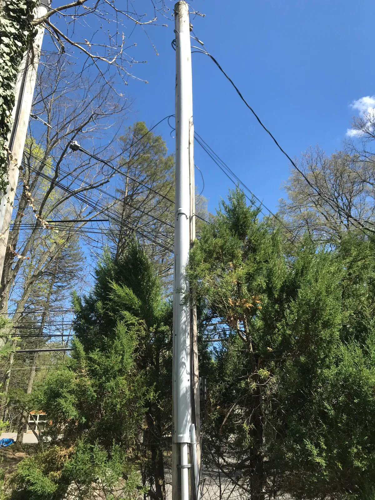 400A service mast installation
