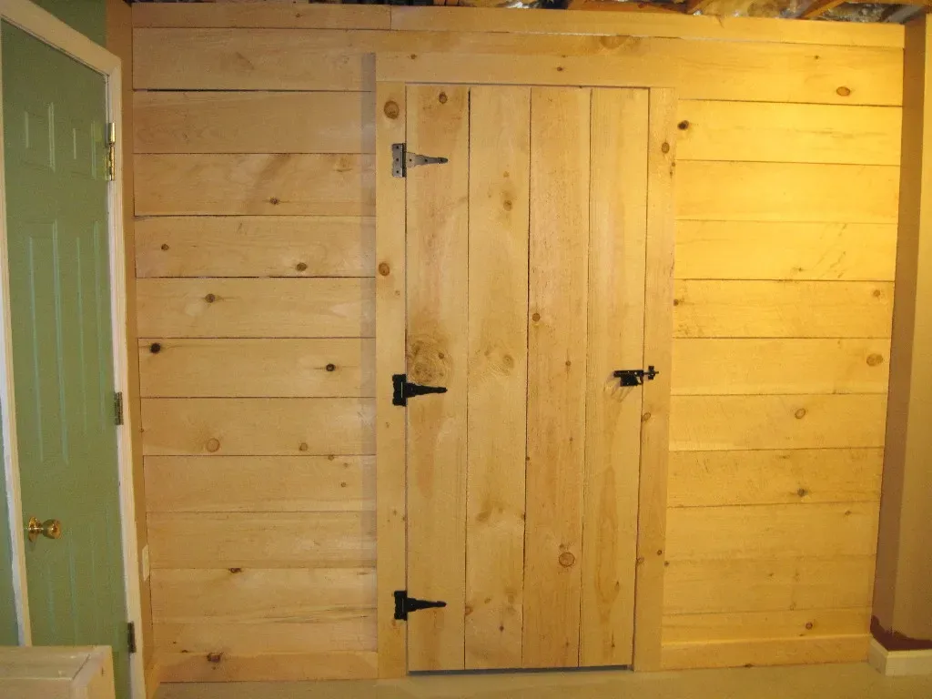 work photo from creativecustomcarpentry.us