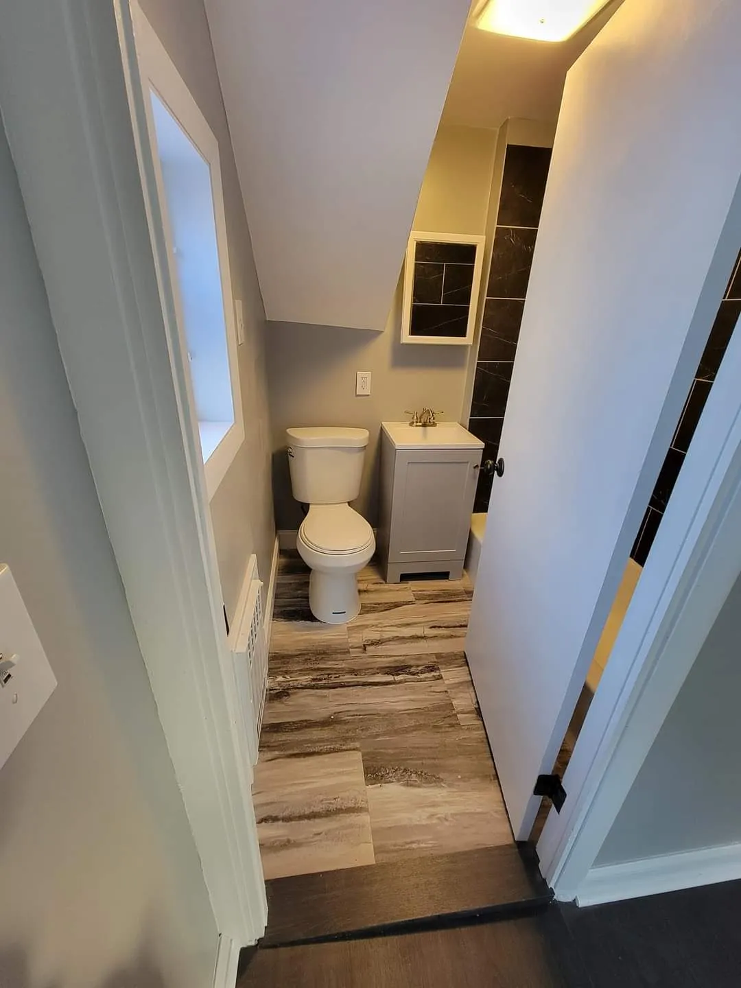 JS Hardwood Floor Inc - Home Improvement Contractor