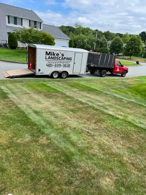 work photo from mikeslandscapingri.com