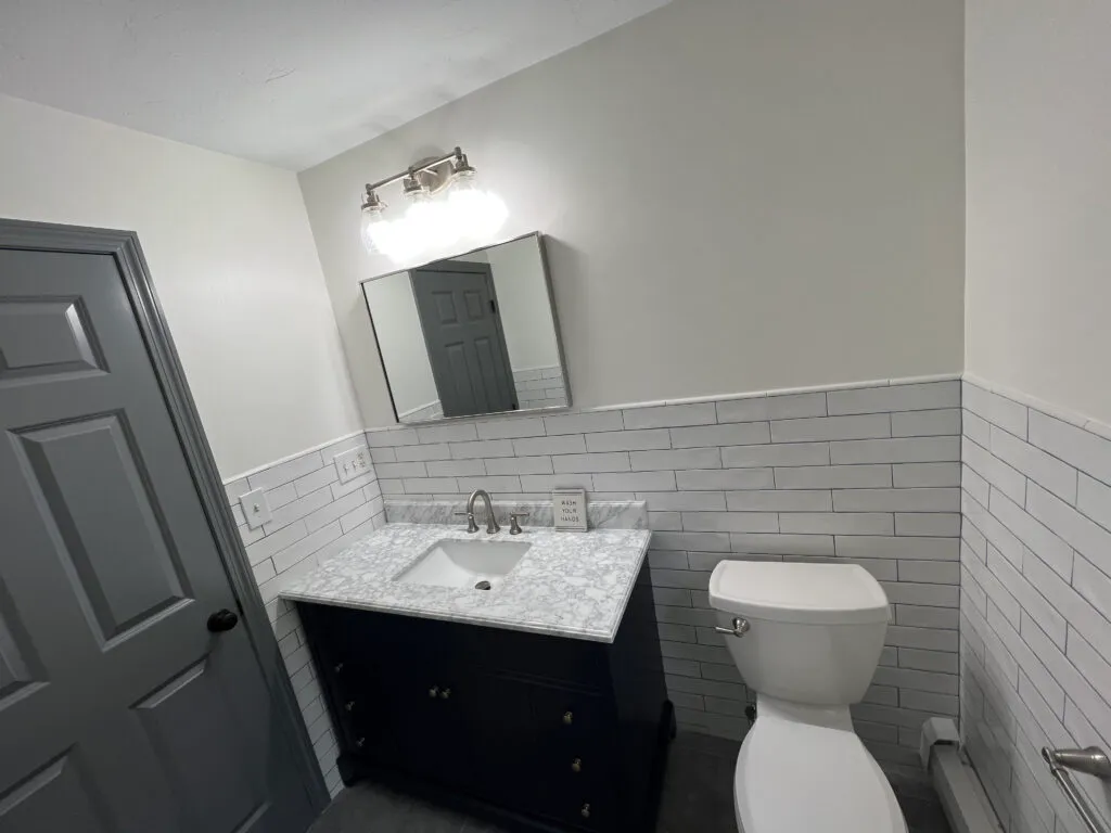 Bathroom remodeler, Flooring, General contractor, Home remodeling, Kitchen remodeler, bathroom renovation, tile (2)