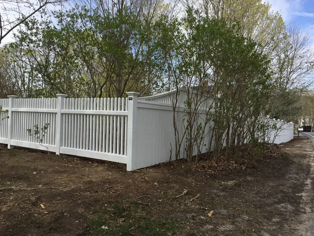 slope transition to 4' high chestnut hill.jpg