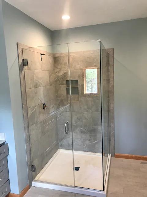 Advanced Glass & Mirror