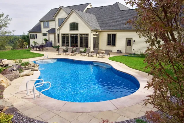 work photo from 21stpools.com