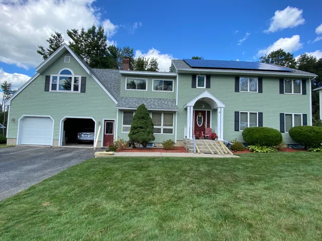 Professional House Painters work photo