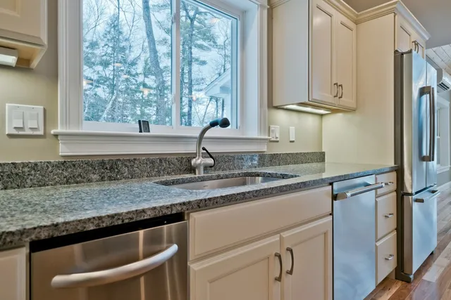 work photo from mainecohomes.com
