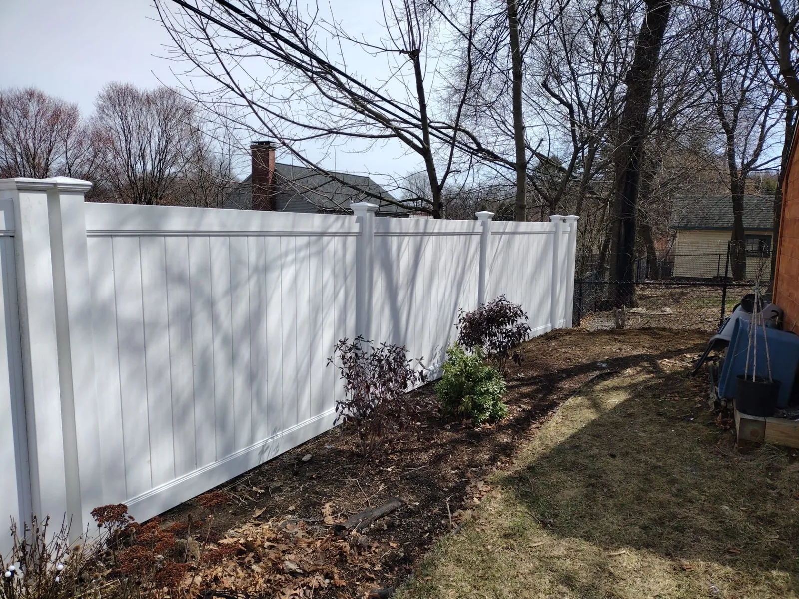 work photo from patriotfencecompany.com