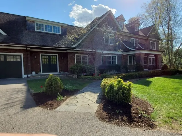 work photo from tjcollinslandscaping.com