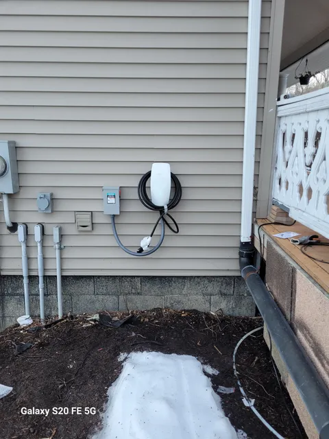 Tarique Wilson Electrical work photo