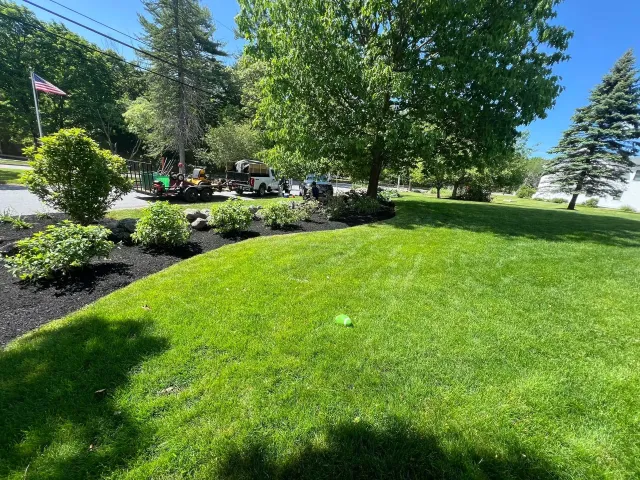 work photo from alvarezlandscapingma.com