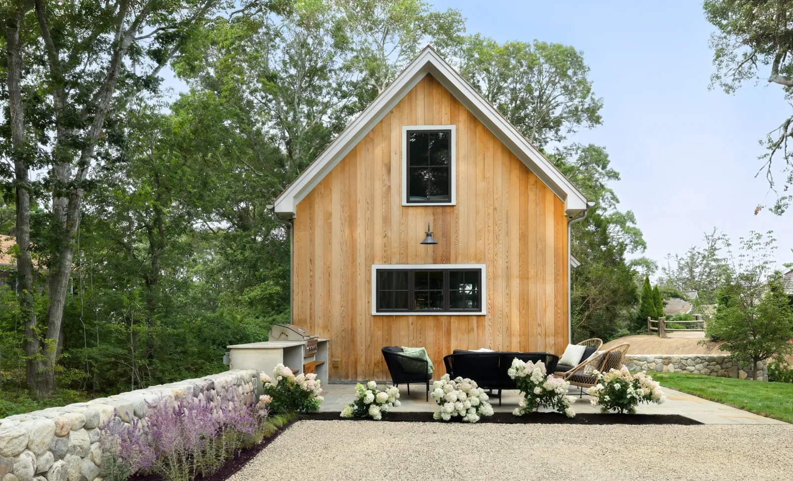 modern-barn-exterior.jpg