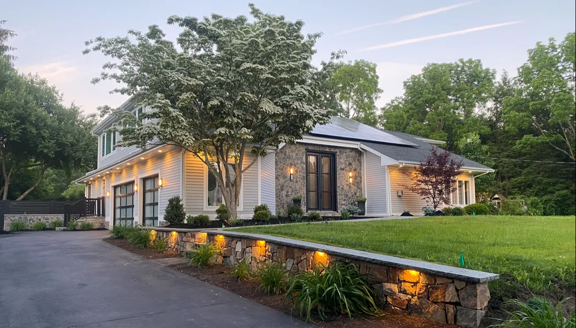 Green World Landscaping Svcs Inc