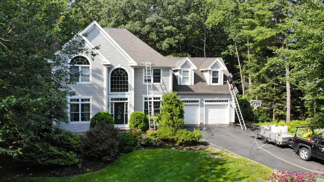 work photo from cleanmeexteriors.com