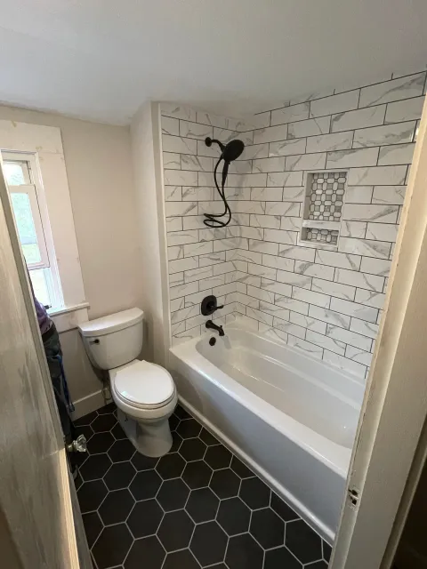KITCHENS & BATH