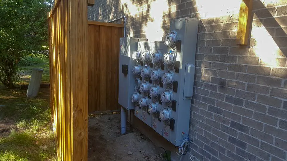 work photo from granitestateelectricians.com