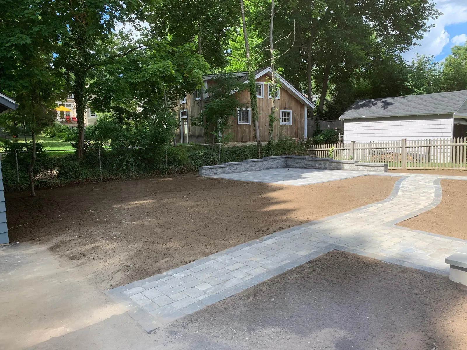 Transforming backyards across Waltham, Arlington, Newton, Lexington, Weston, Needham, Wellesley, and Watertown. Tell us your vision—we’ll bring it to life. 🔨🌿
