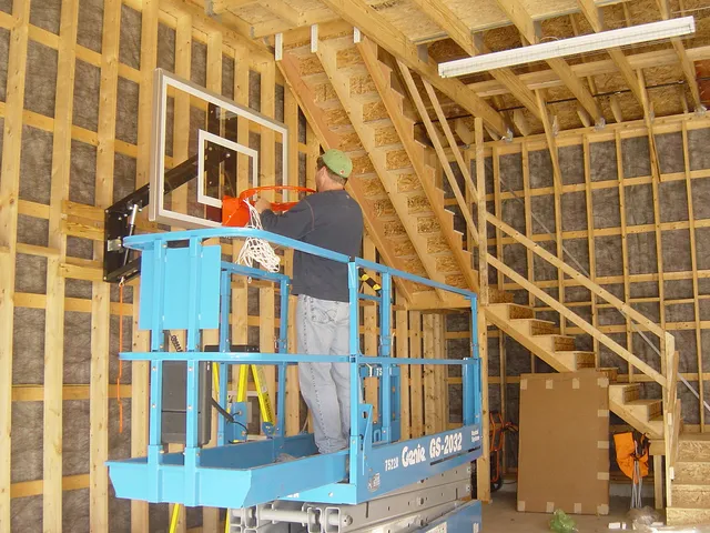 work photo from leeharriselectrical.com