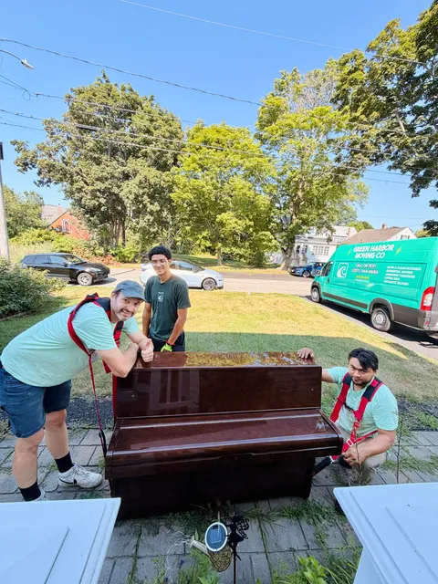 Green Harbor Moving Co work photo