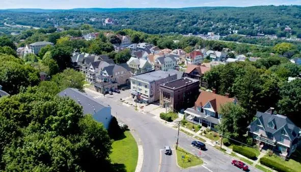 Carpentry services in Waterbury, Connecticut
