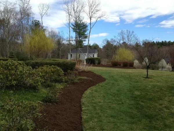 work photo from limaslandscape.com