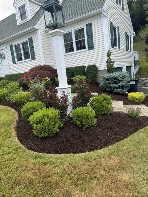 work photo from rolyslandscaping.com