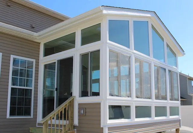 work photo from bostondecksinc.com