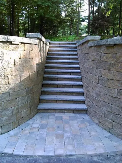 work photo from cmchardscapeandmasonry.com