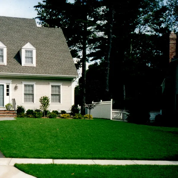 work photo from greenskeeperlawncare.com