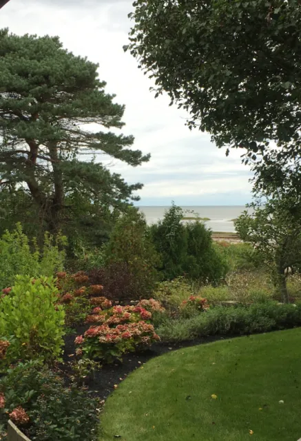 Second Nature Gardenworks researched project photo