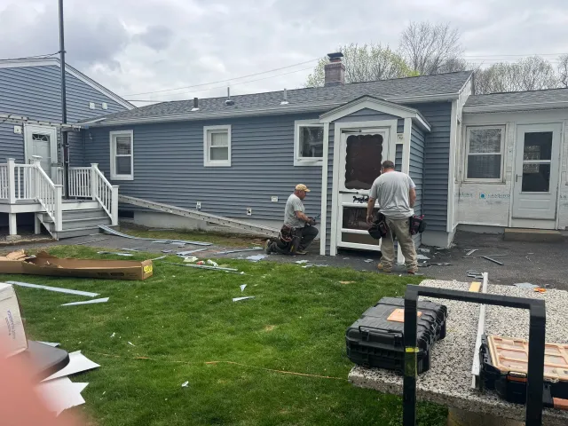 siding contractors