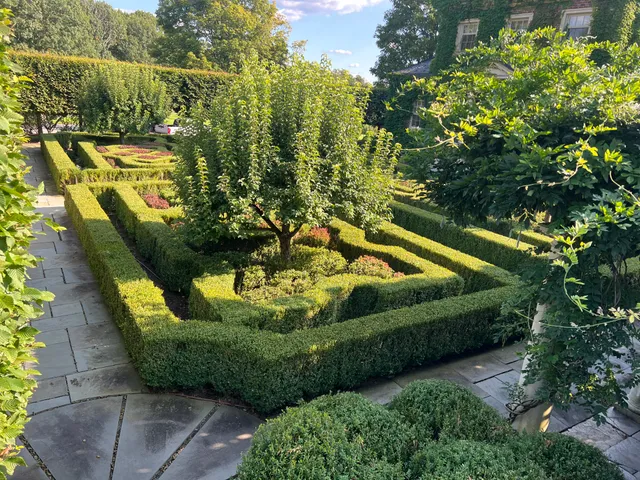 Port Landscaping LLC work photo