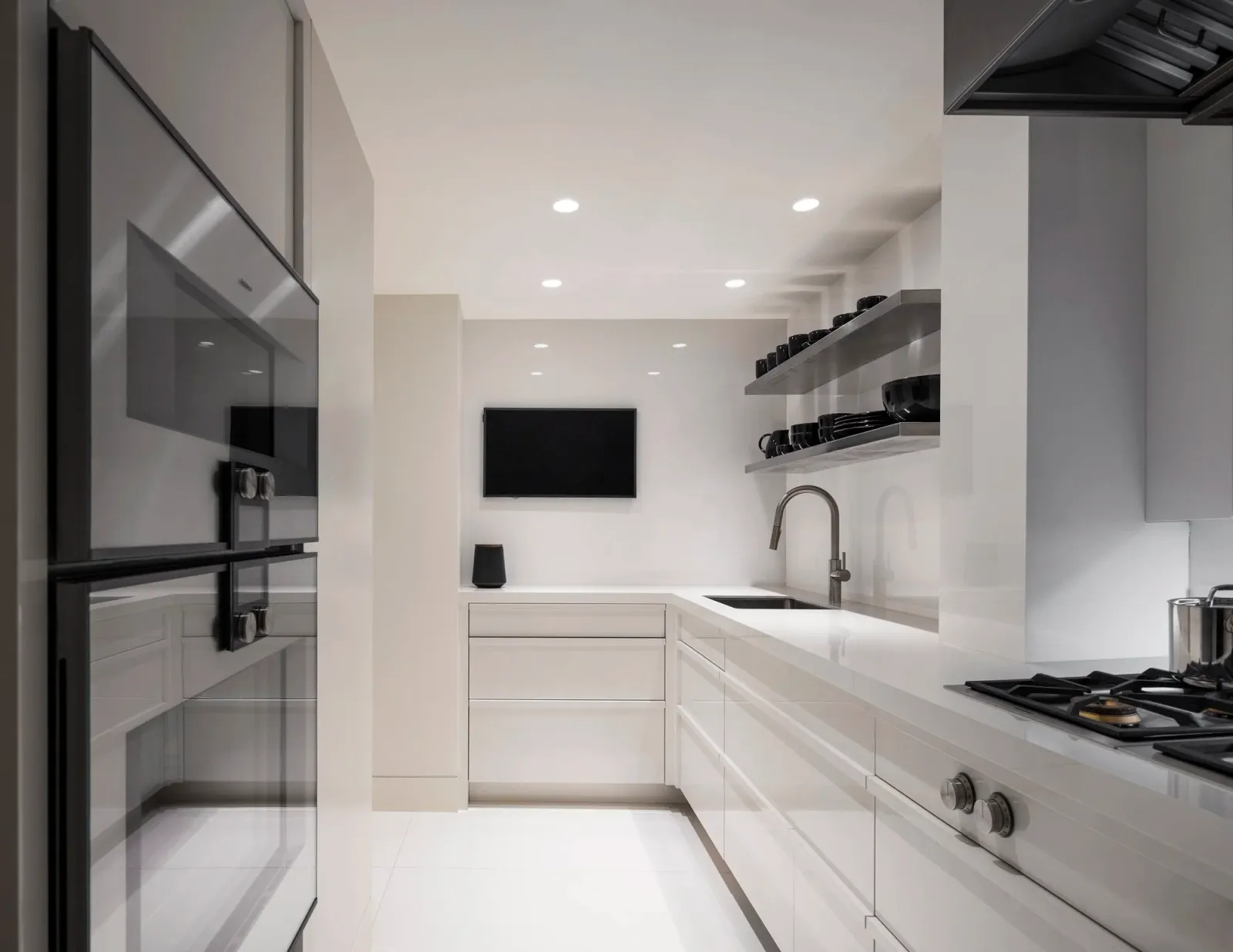 KR+H Cabinetmakers Back Bay Abode 11.jpg