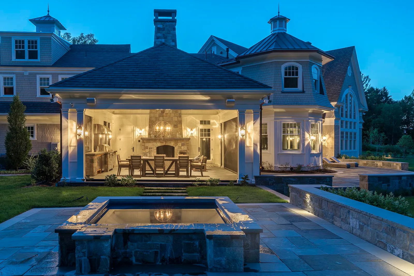 5 exterior back yard