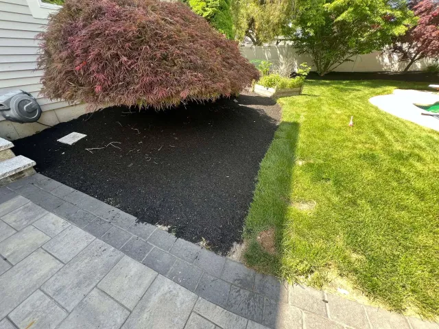 work photo from alvarezlandscapingma.com