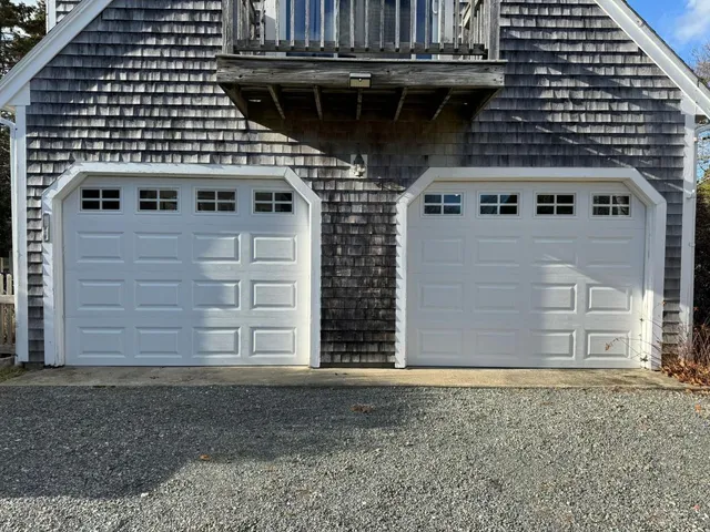work photo from bluefinlocksmithandgaragedoors.com
